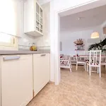 Semesterbostad Casa Albi - Shared Pool With Bbq By Lanzarote Playa Blanca (Lanzarote)